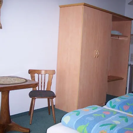 Hotel Chur Koln 3*