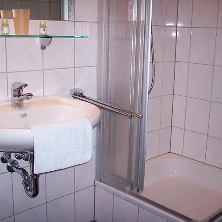 Hotel Chur Koln 3*